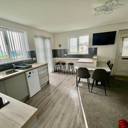 קסינגלנד Saltwater Chalet מראה חיצוני תמונה